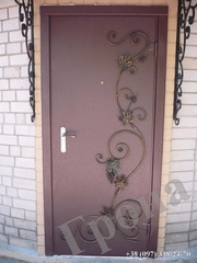 Металлические двери,  бронированные двери,  входные двери,  двери со стек